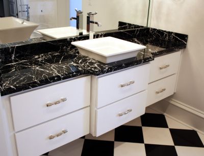 Banyo Tezgahları